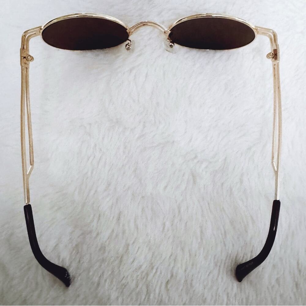 Betsy Brown Round Sunglasses - Picture 10 of 13